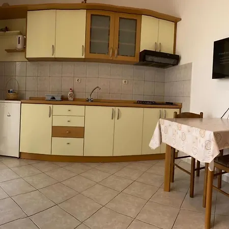 The Ana Apartment